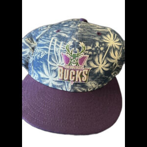 VTG Hardwood Classics NBA Milwaukee Bucks New Era 9FIFTY Hawaiian Cap Hat OSFA